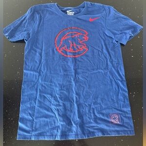 Nike Blue Chicago Cubs MLB Tee with Red Graphic